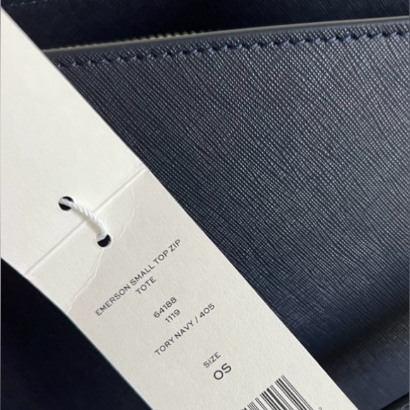 Tory Burch Women's Emerson Small Top Zip Tote, Tory Navy (One Size, Tory Navy) - Picture 5 of 8